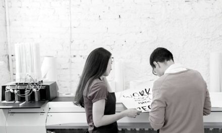 The Benefits of Outsourcing Printing Services